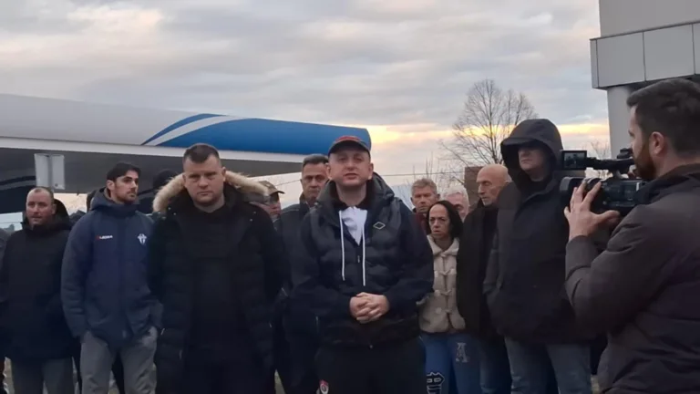 (VIDEO) “Misle da su Zećani stoka s pazarišta”: Knežević kazao da se kroz Zetu neće proći na doček Nove