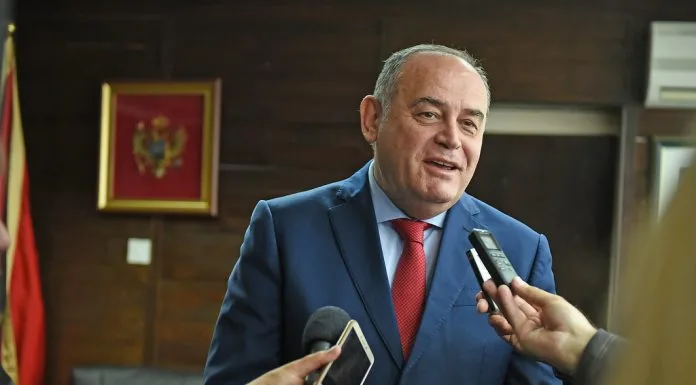DPS: Hapšenjem Simovića zbog navodne zloupotrebe Tužilaštvo formalizovalo progon naše partije