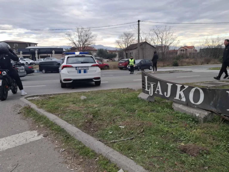 Dogovoreno: Policija se povlači iz Botuna, pregovori nastavljaju, protest otkazuje
