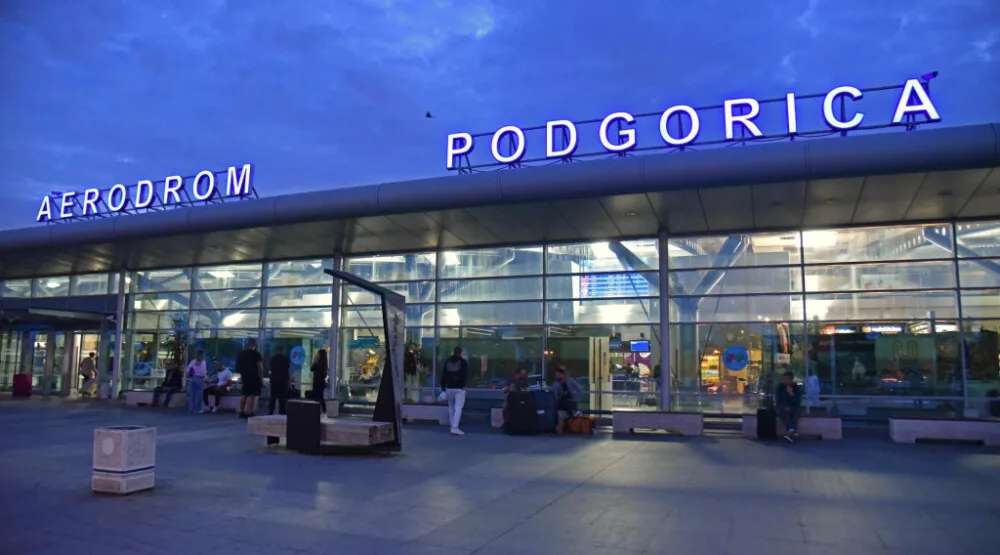 Na podgorički aerodrom večeras stiže više od 70 evakuisanih građana