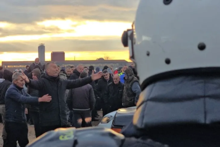 Nema protesta u Botunu, počinju novi pregovori