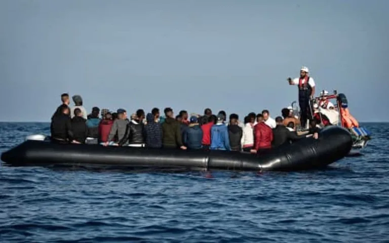 Prevrnuo se čamac s migrantima blizu Krita u Grčkoj, najmanje 18 poginulih
