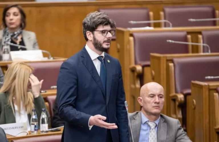 Čarapić: Javni interes je morao biti sproveden; Đurović: Hitno riješiti problem sa mještanima Botuna