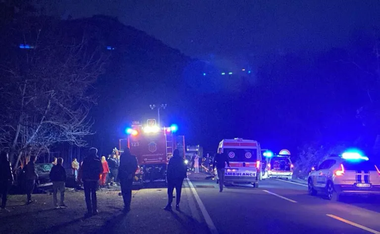 Saobraćajna nezgoda na putu Podgorica – Cetinje: Povrijeđeno više osoba