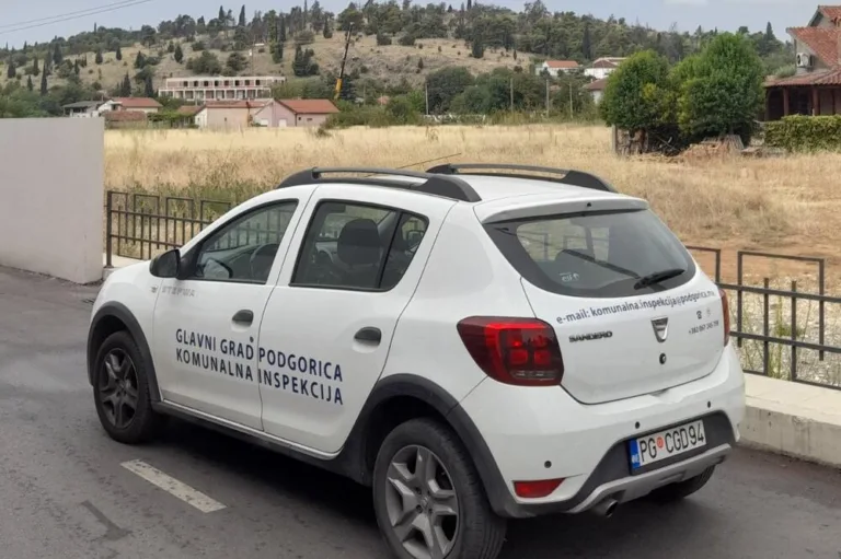 Komunalna inspekcija konstatovala da su šatori u Botunu premješteni