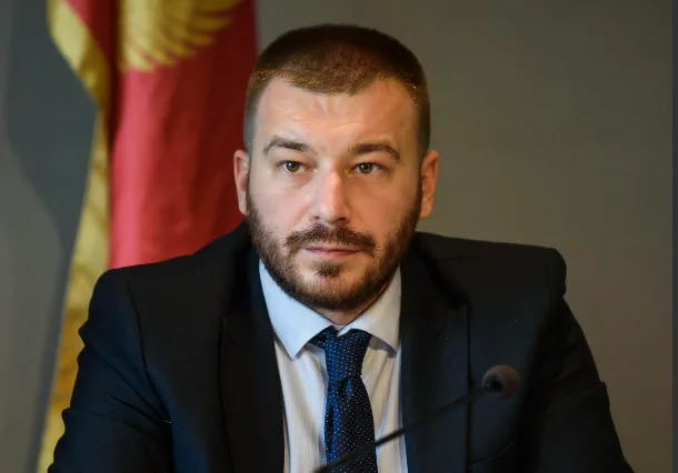 Krstović: Ovakve scene su apsolutno nedopustive, naročito kada je riječ o dječjem sportu; pozivam nadležne da hitno reaguju