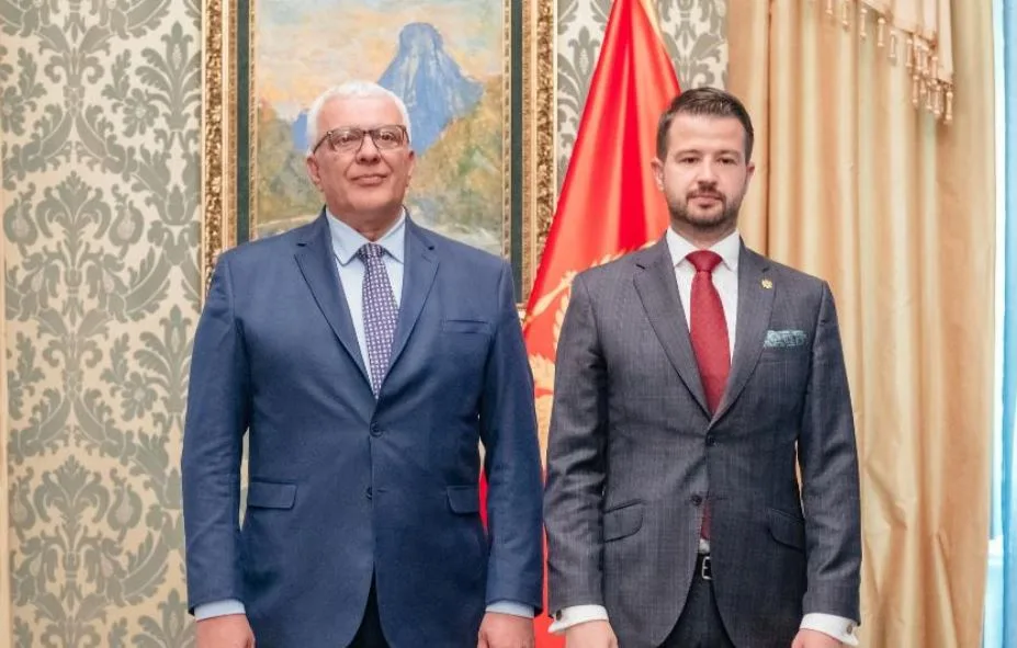 Milatović neće ispunjavati muzičke želje: Kabinet šefa države o Mandićevoj ideji da se predsjednik preseli u Cetinje