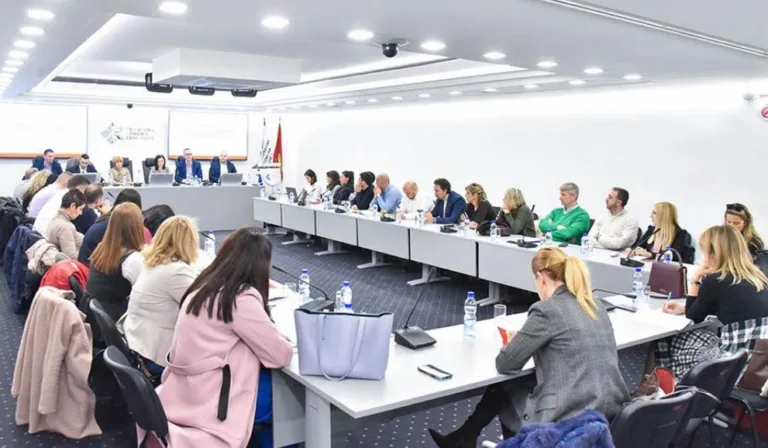 Privredna komora: Predstavljen nacrt regulative o upravljanju privrednim društvima u državnoj svojini