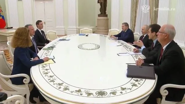 Sastanak u Kremlju: Amerikanci iznose Putinu novi mirovni plan za Ukrajinu (VIDEO)