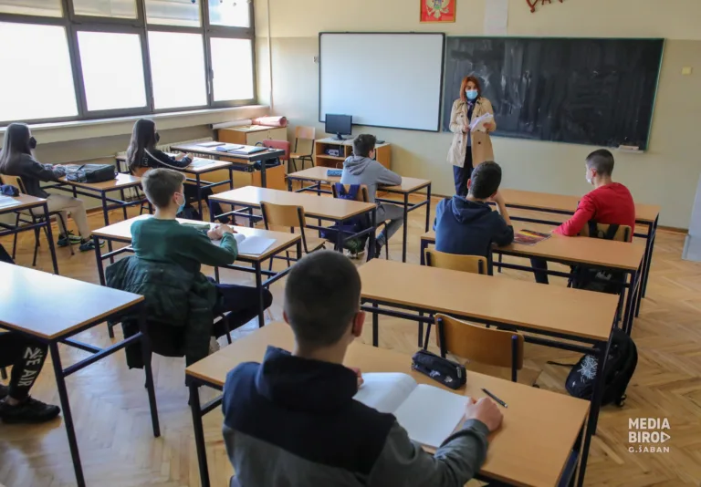 Glavni grad će izdvojiti dva miliona eura za troškove produženog boravka učenika