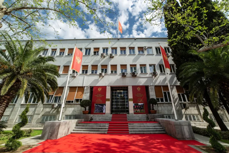 Zgrada Predsjednika Crne Gore će naredne godine dobiti prilaz prilagođen potrebama osoba sa invaliditetom