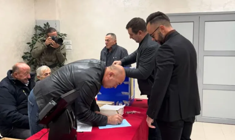 Zeta: Do 19 sati na referendumu glasalo 61,5 odsto birača