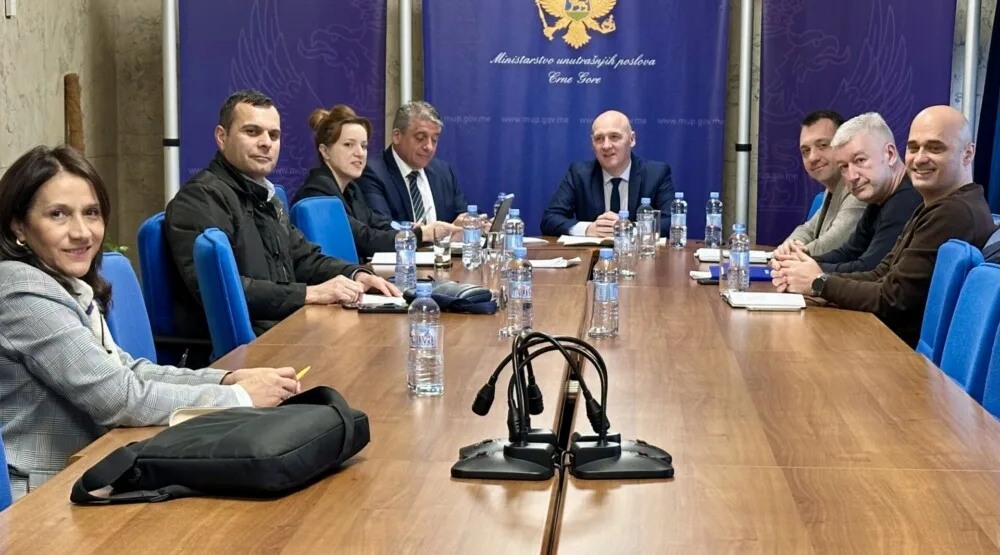 Radna grupa nastavila kontrolu biračkog spiska: Analizirane evidencije ličnih karata i prebivališta